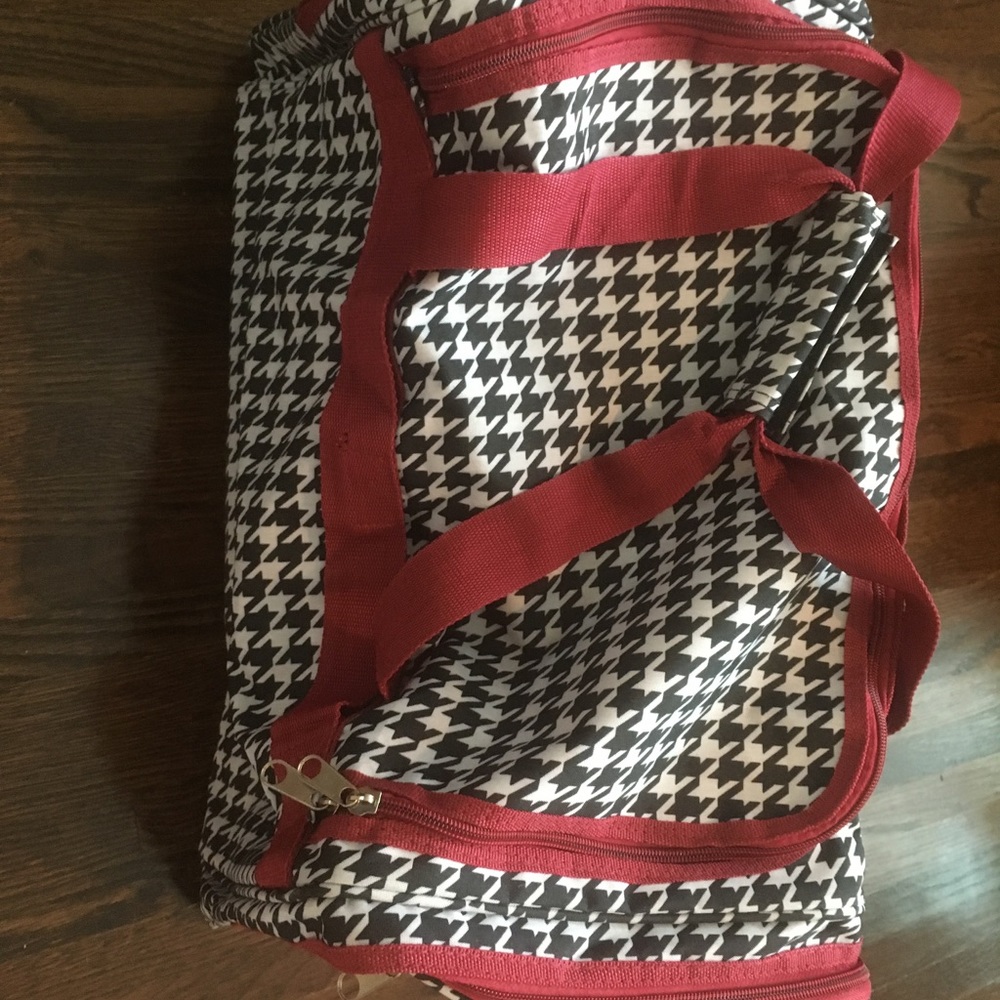 Houndstooth duffle bag